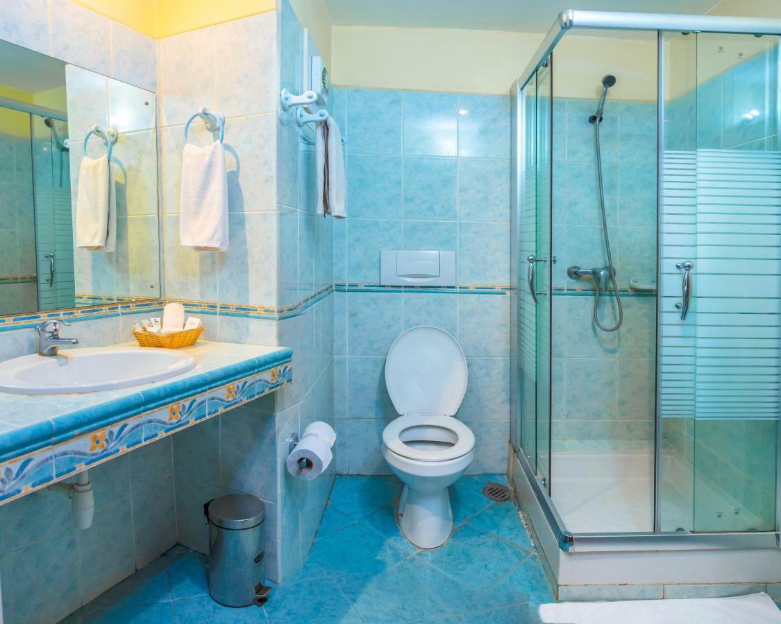 New Safari Hotel Аруша Екстер'єр фото