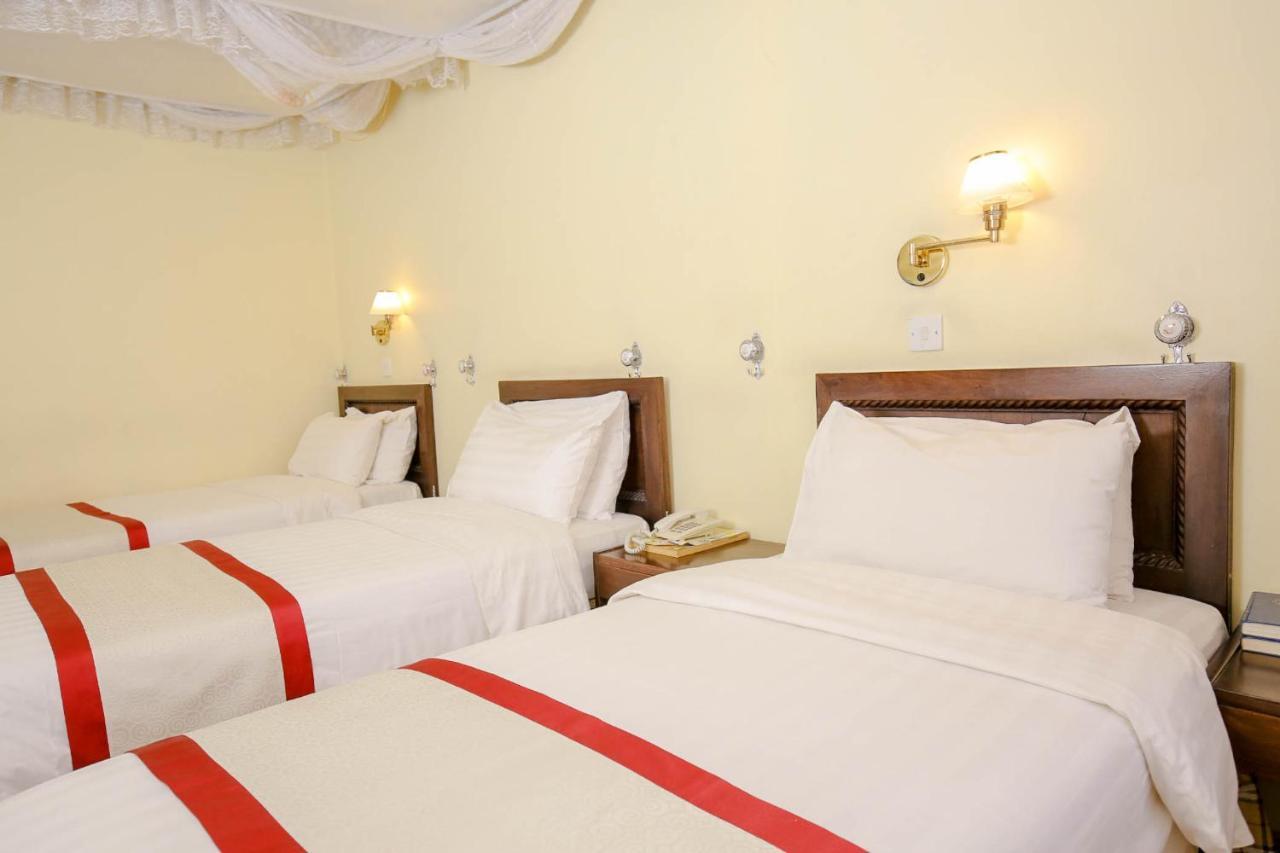 New Safari Hotel Аруша Екстер'єр фото